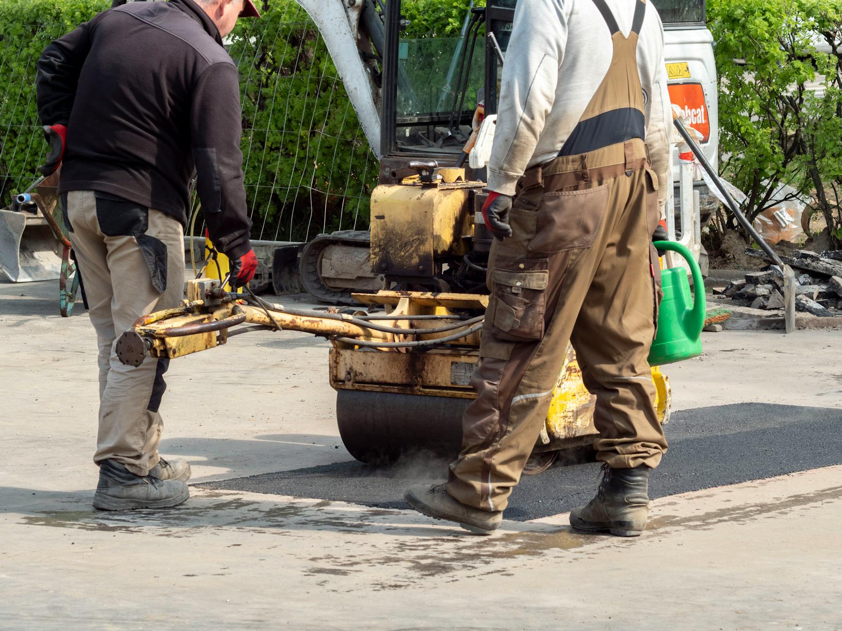 Lubań zyska nowe oblicze: przyznano pieniądze na remont ulicy Dworcowej dla poprawy infrastruktury drogowej.